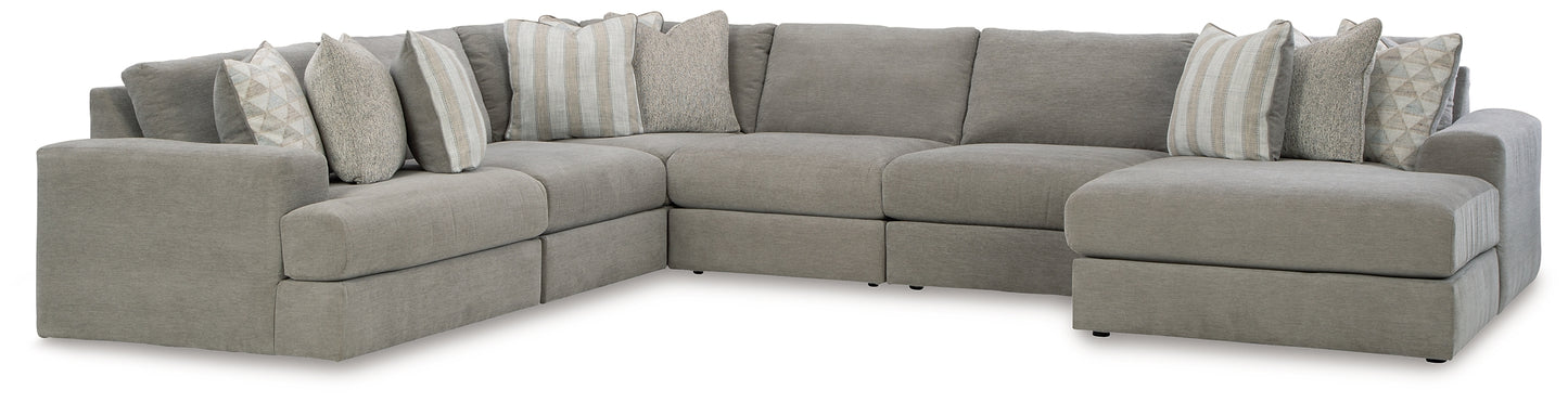 Avaliyah 6-Piece Sectional with Ottoman