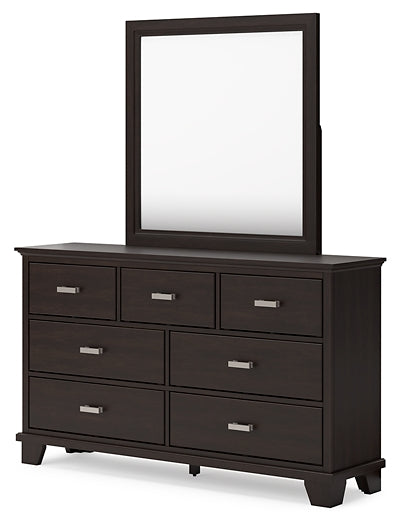 Covetown King Panel Bed with Mirrored Dresser, Chest and 2 Nightstands