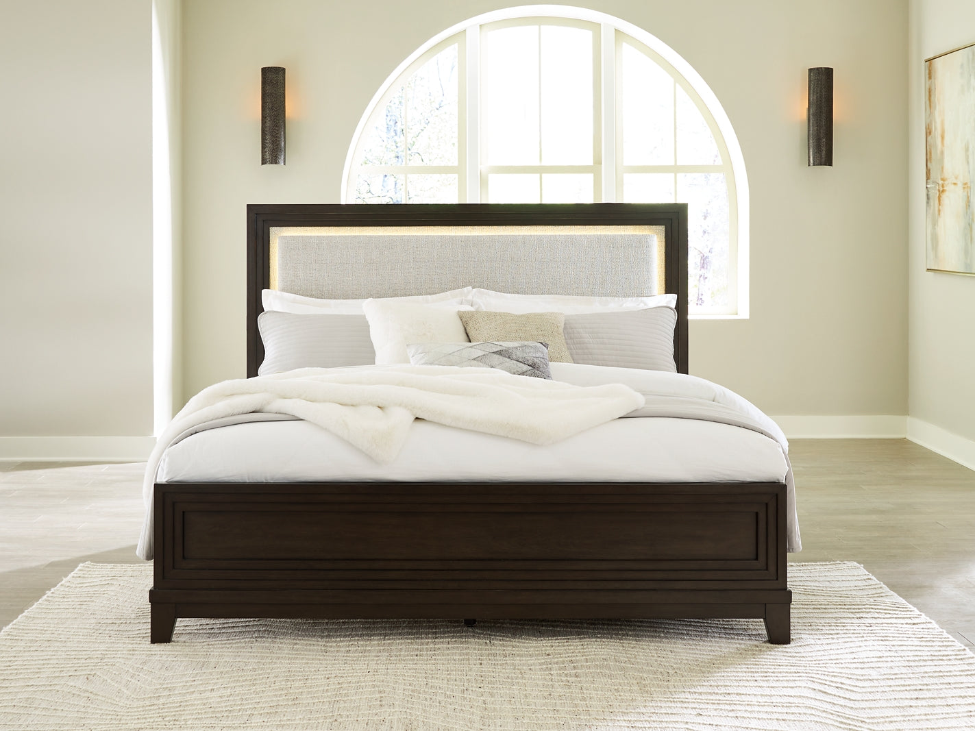 Neymorton King Upholstered Panel Bed